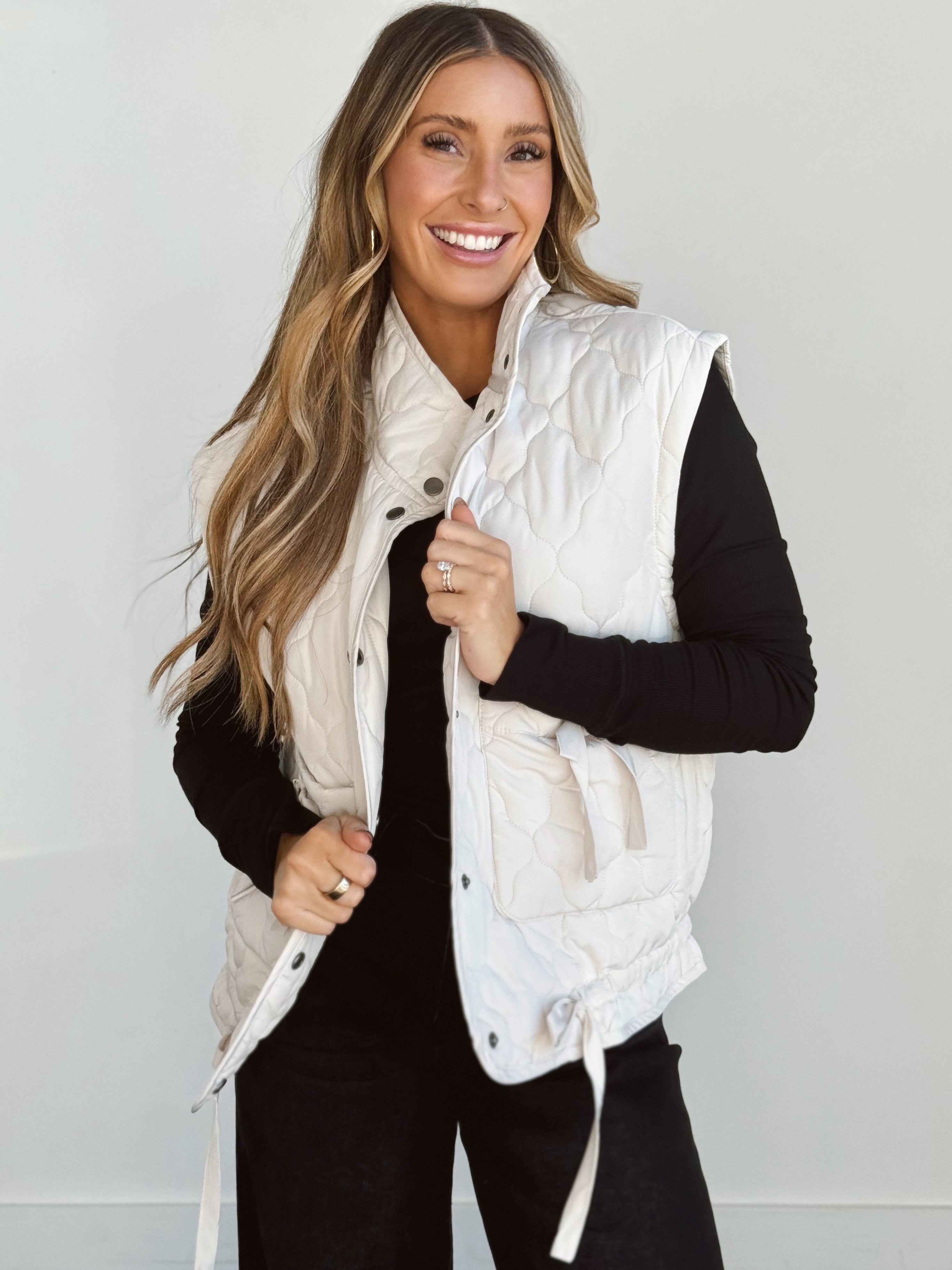 Dottie Vest - CHAMPAGNE - Storetradenest VEST