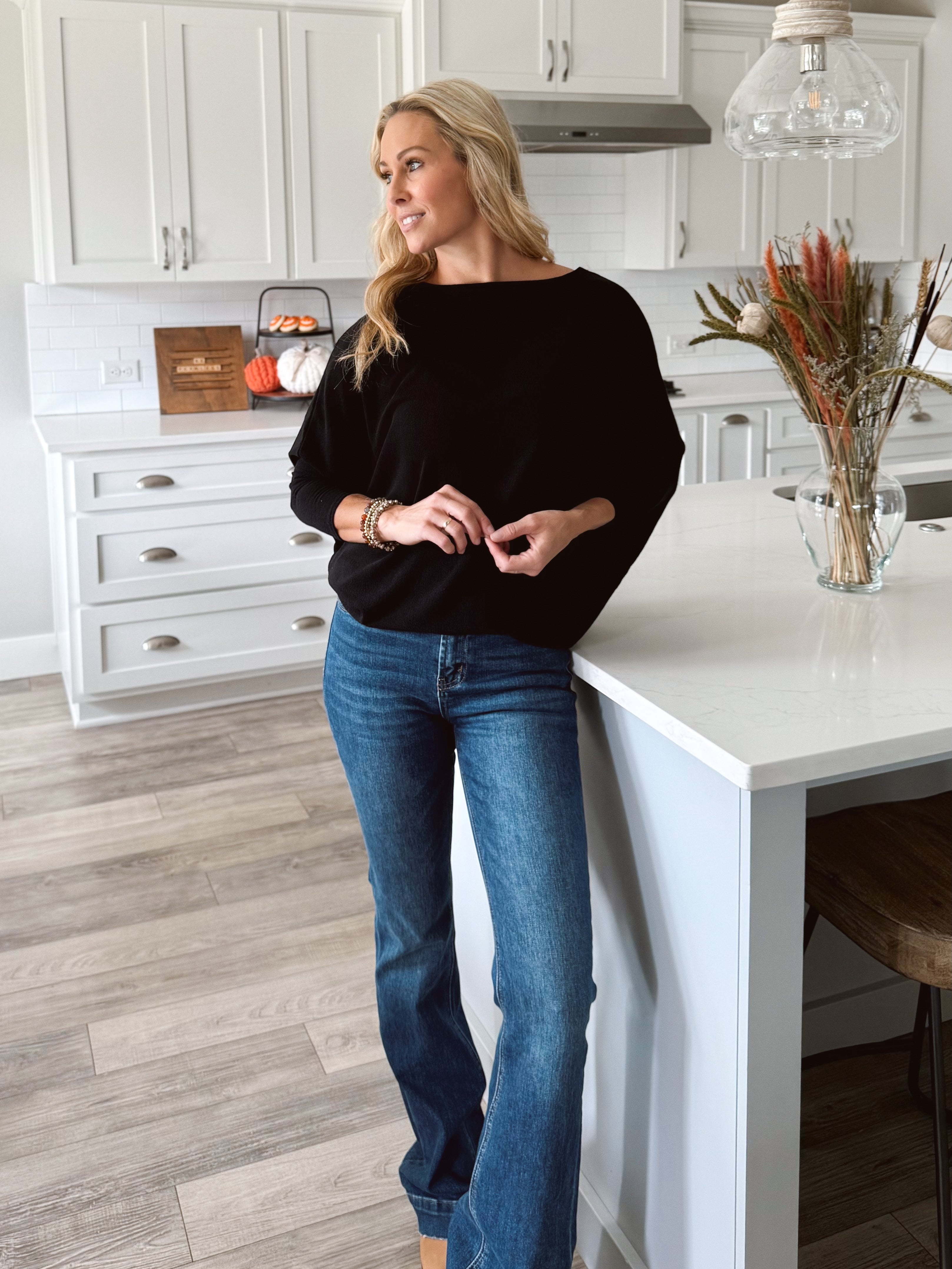 Favorite Comfy Tunic - BLACK - Storetradenest L/S Shirt