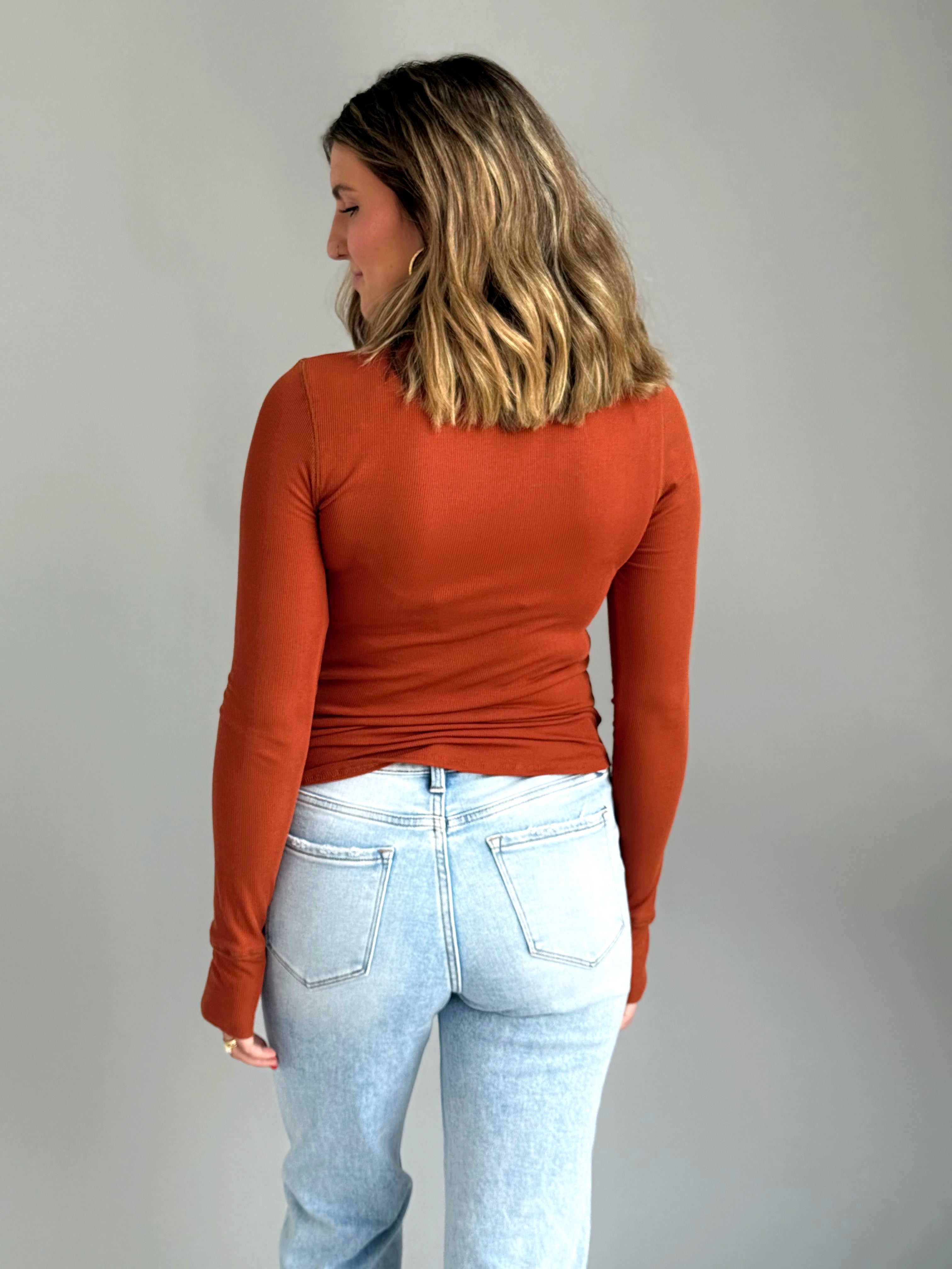 Asher Top - RUST - Storetradenest L/S SHIRT