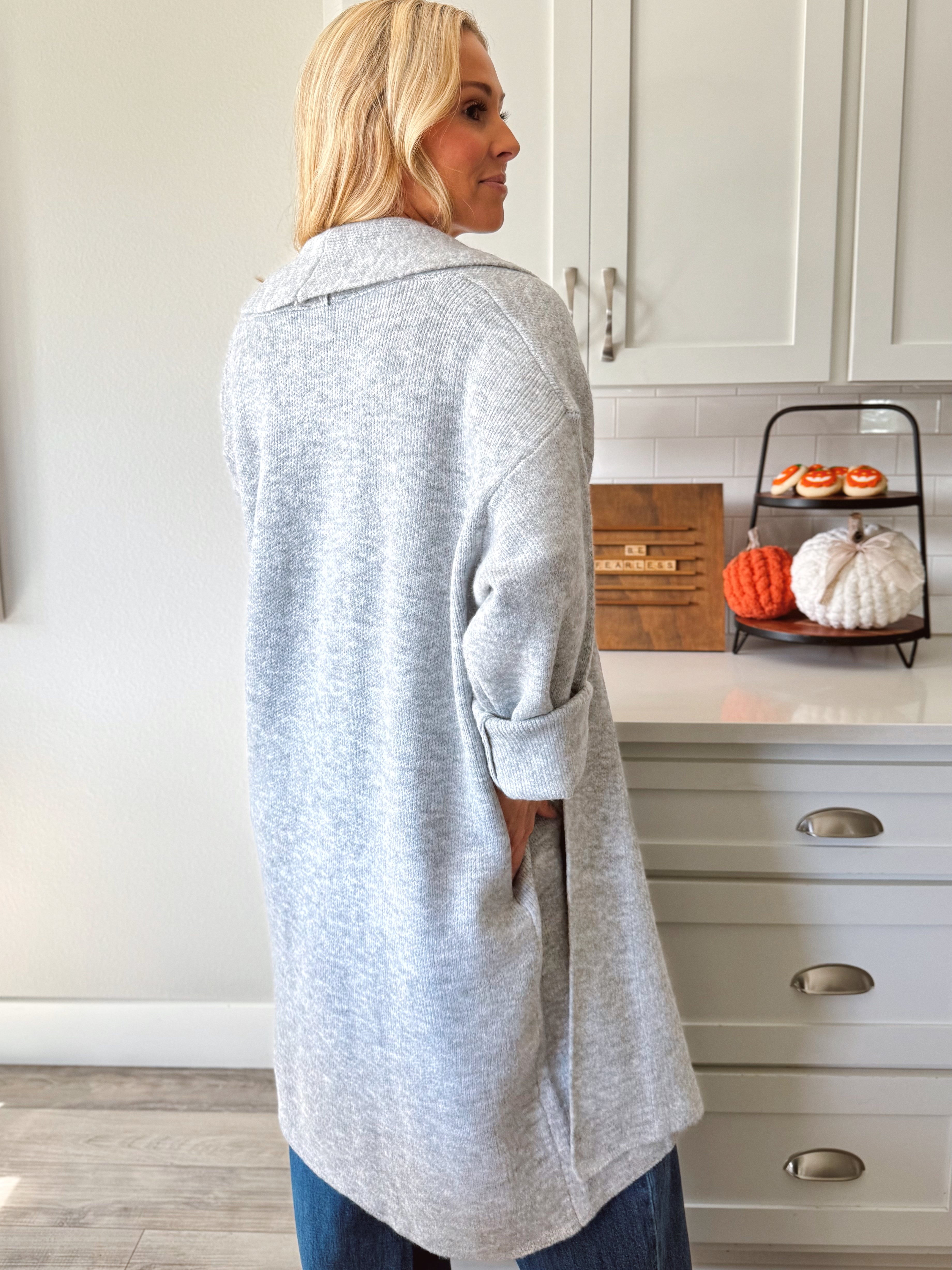 Betty June Cardigan - HEATHER GREY - Storetradenest Cardigan