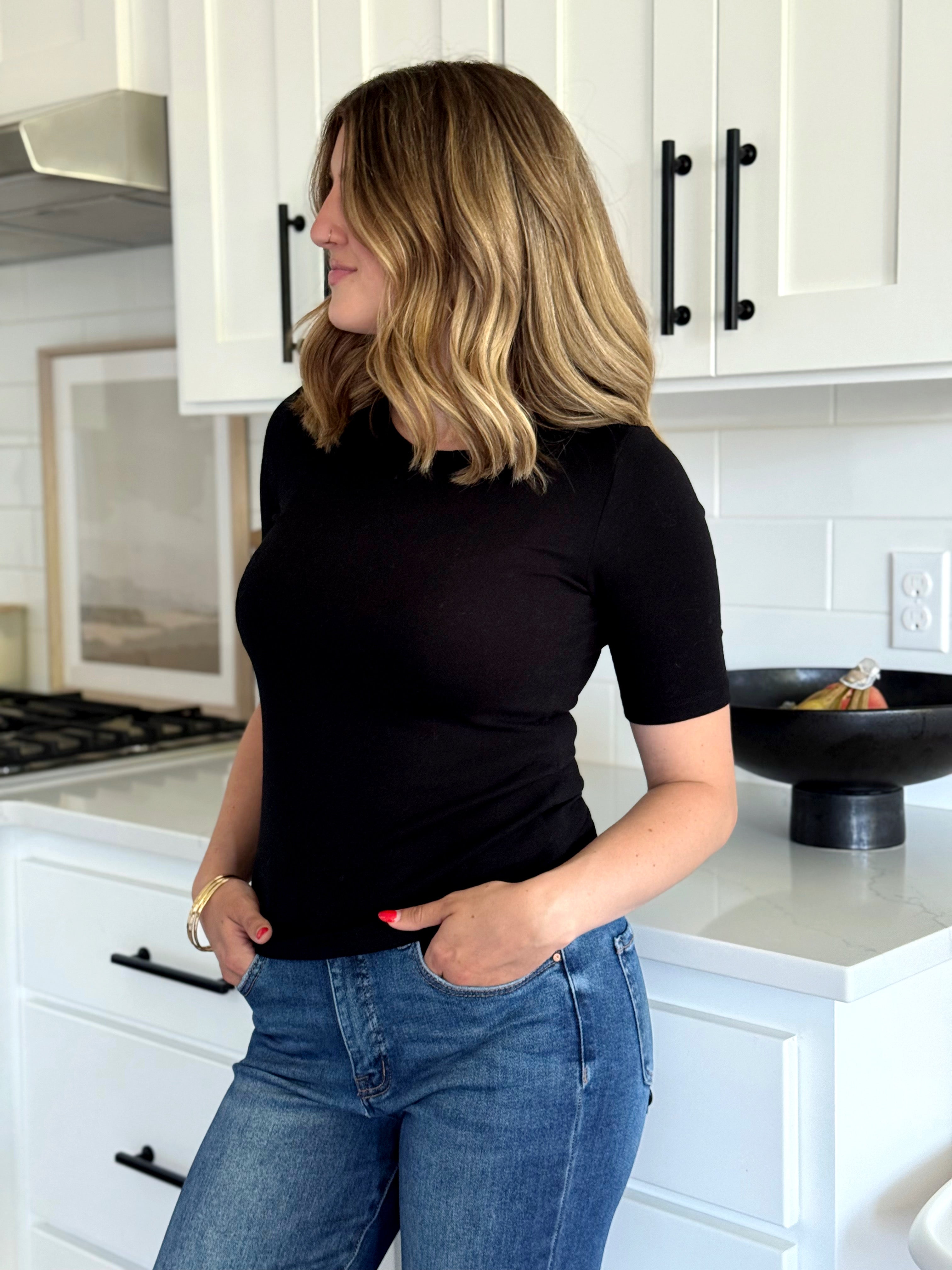 Bonnie Tee - BLACK - Storetradenest S/S SHIRT