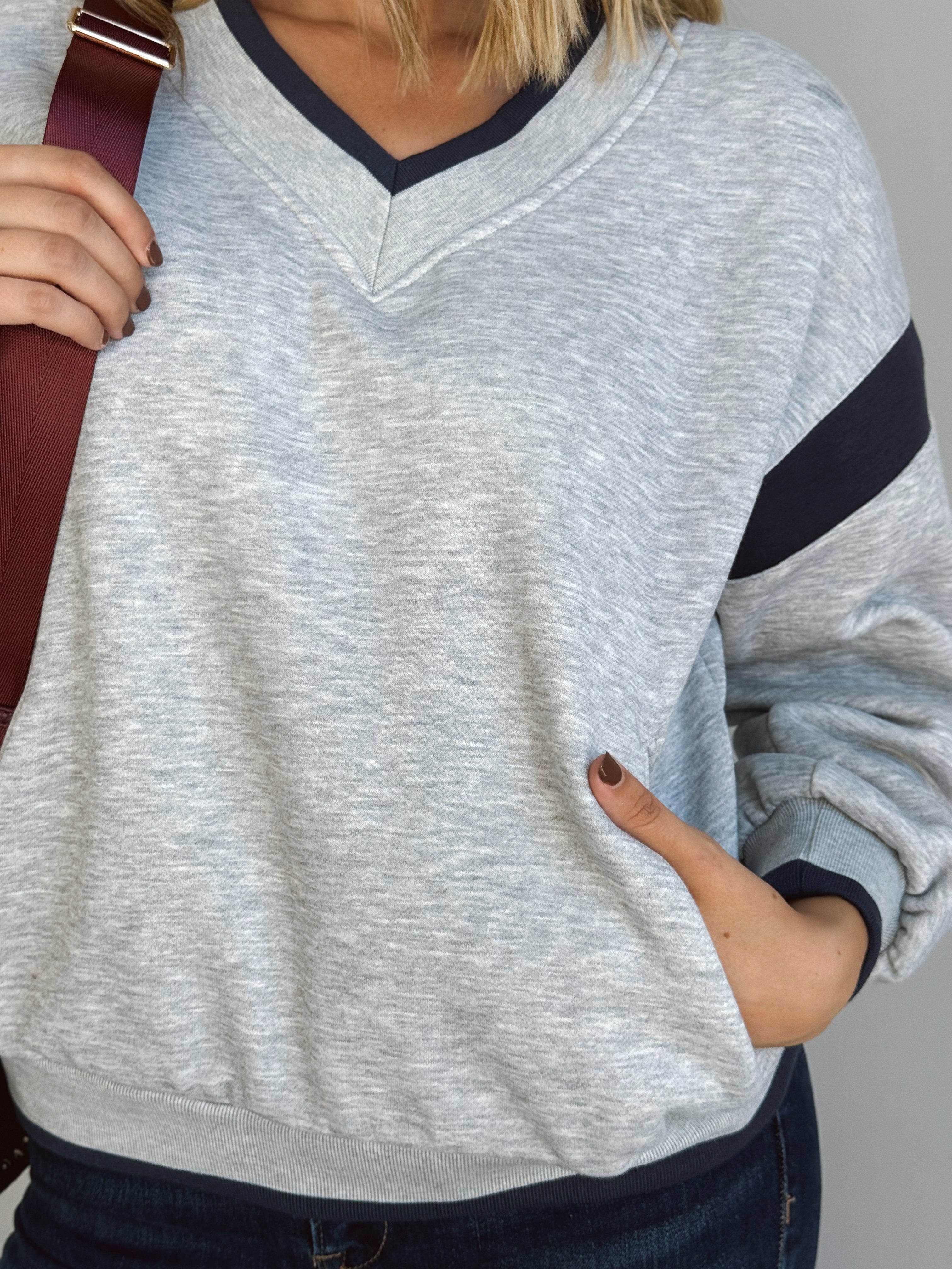 Bookworm Sweatshirt - HEATHER GREY - Storetradenest SWEATSHIRT