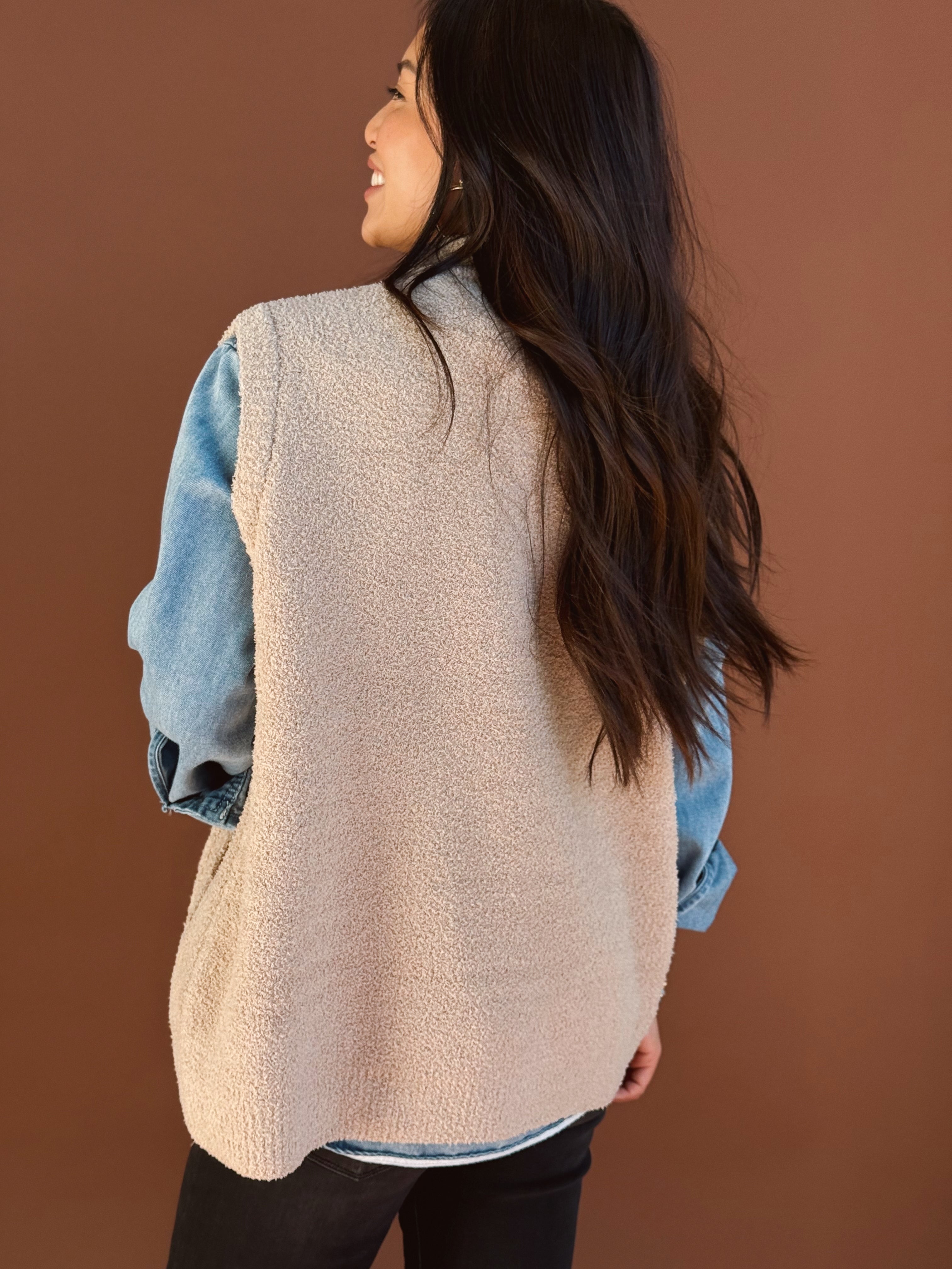 Cabin Weekend Vest - BEIGE - Storetradenest VEST