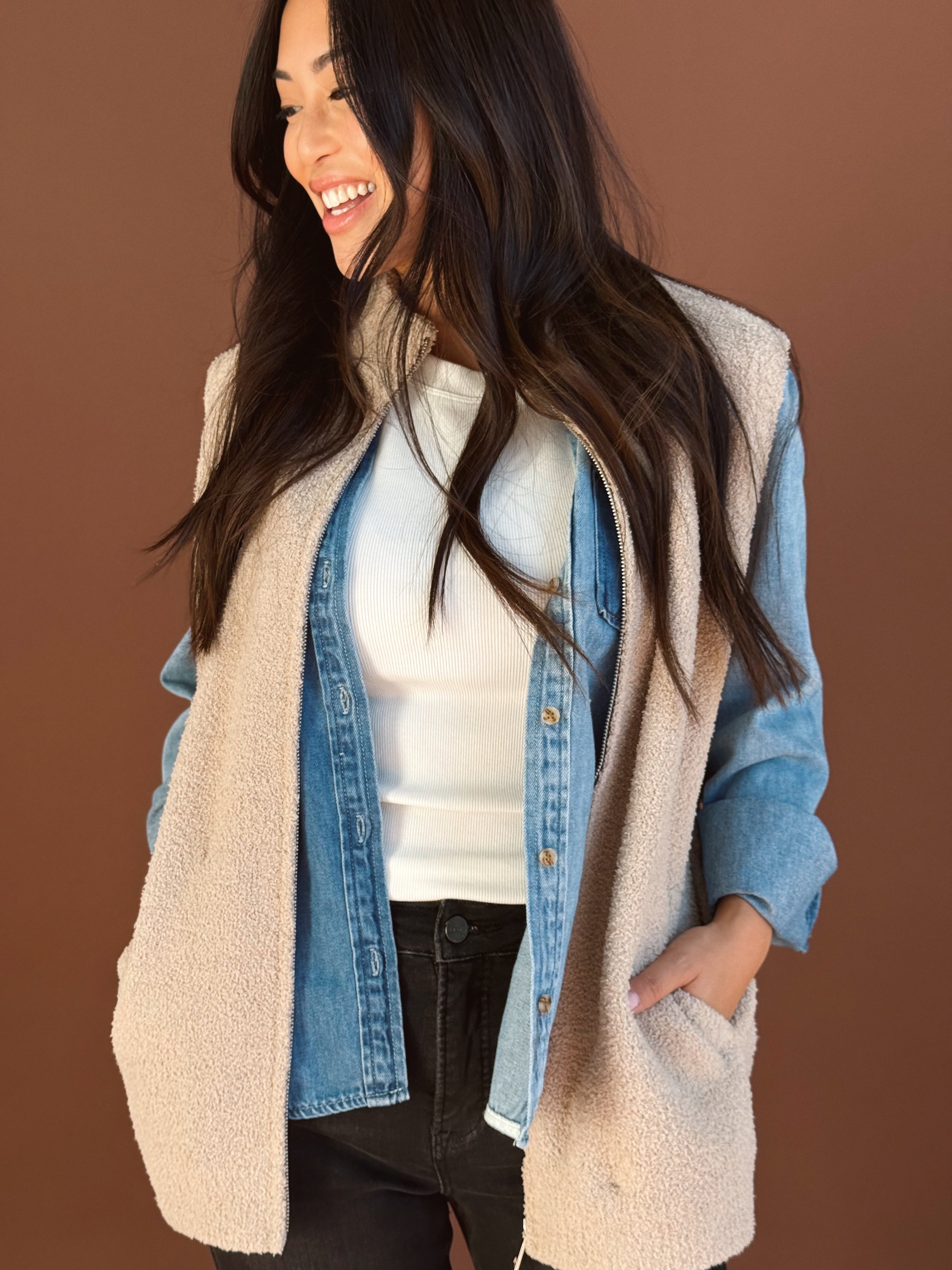 Cabin Weekend Vest - BEIGE - Storetradenest VEST