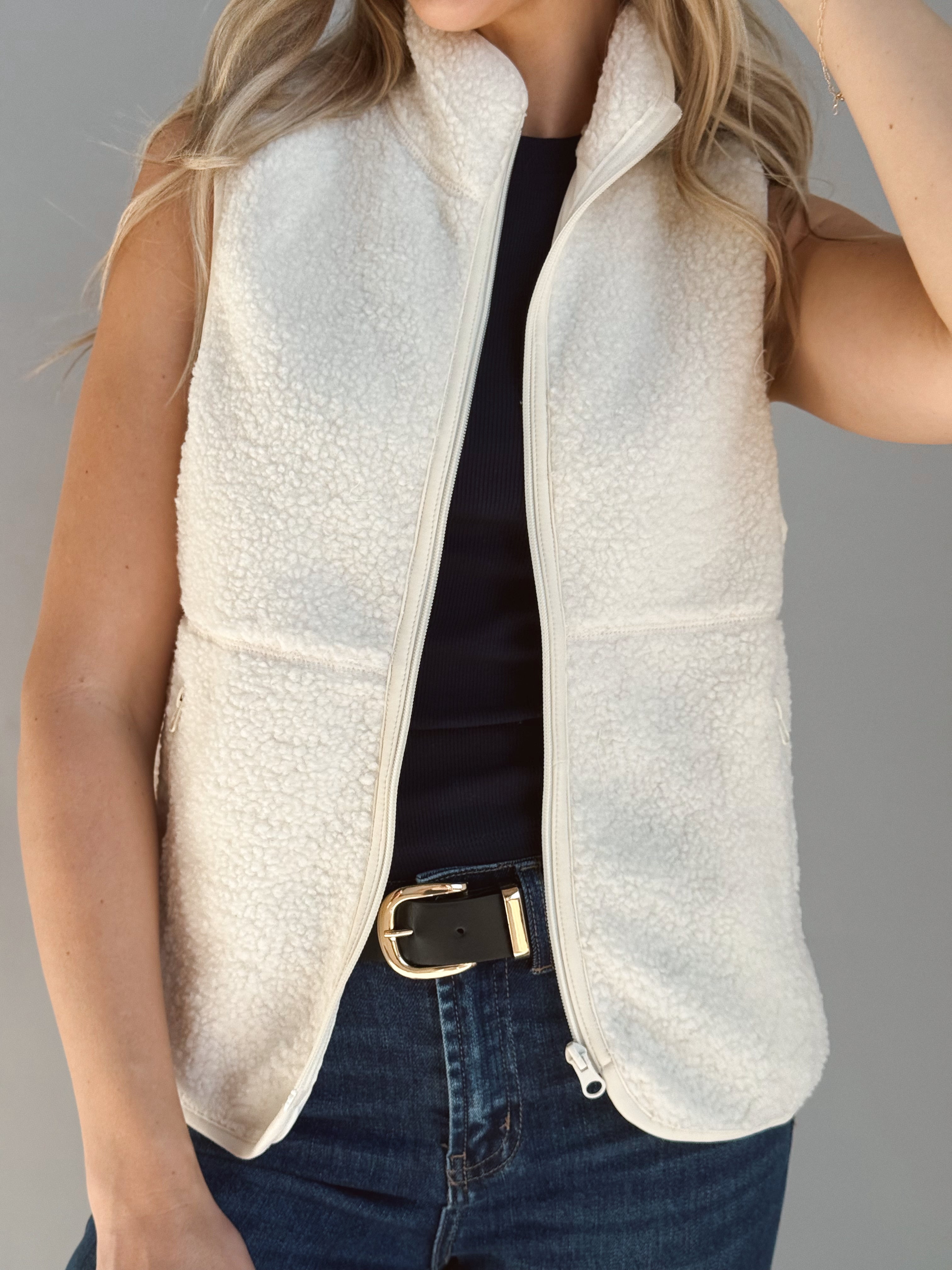 Café Cloud Vest - CREAM - Storetradenest VEST