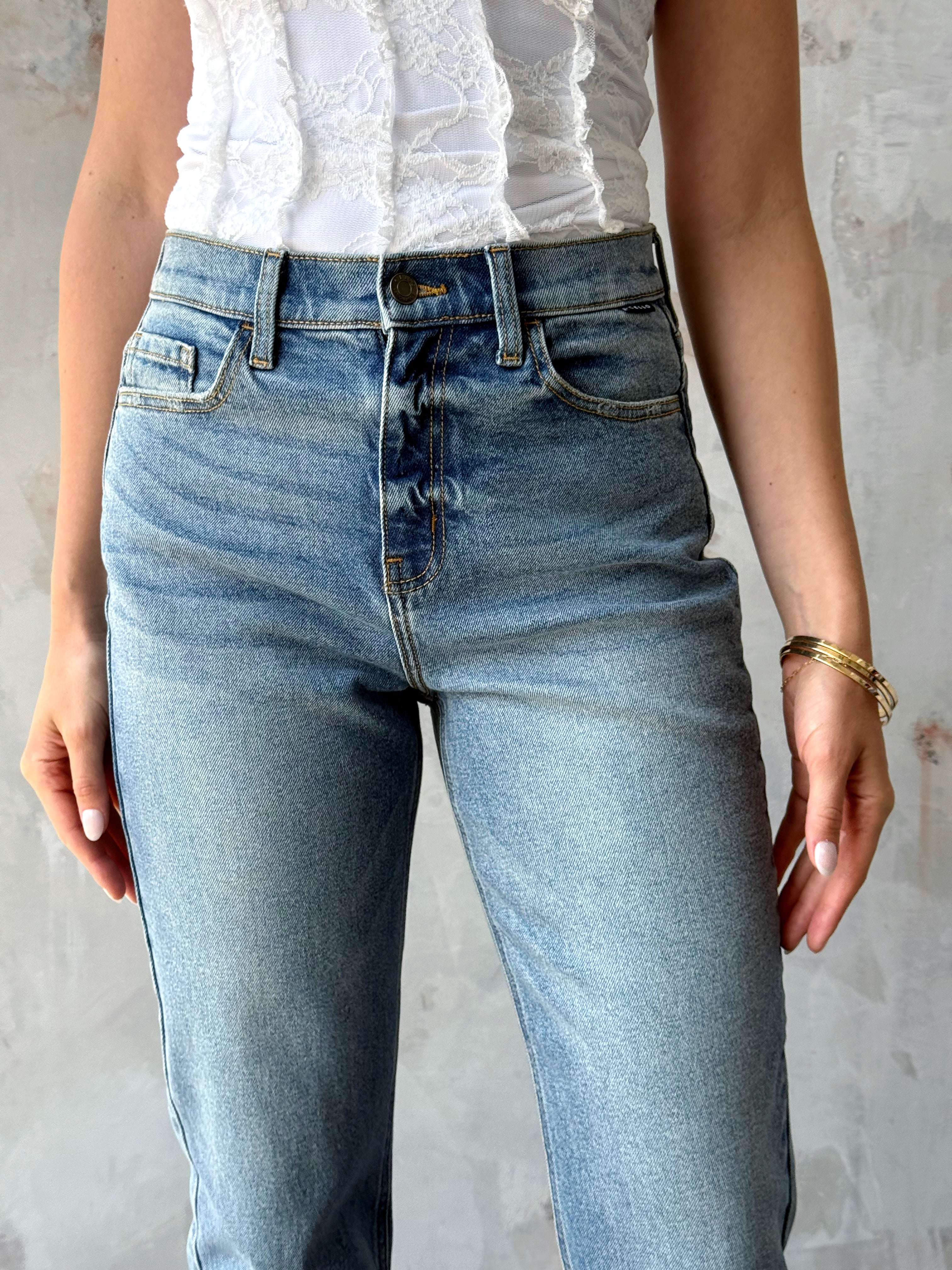 [CELLO] Anisa Jean - MEDIUM - Storetradenest CROP JEAN