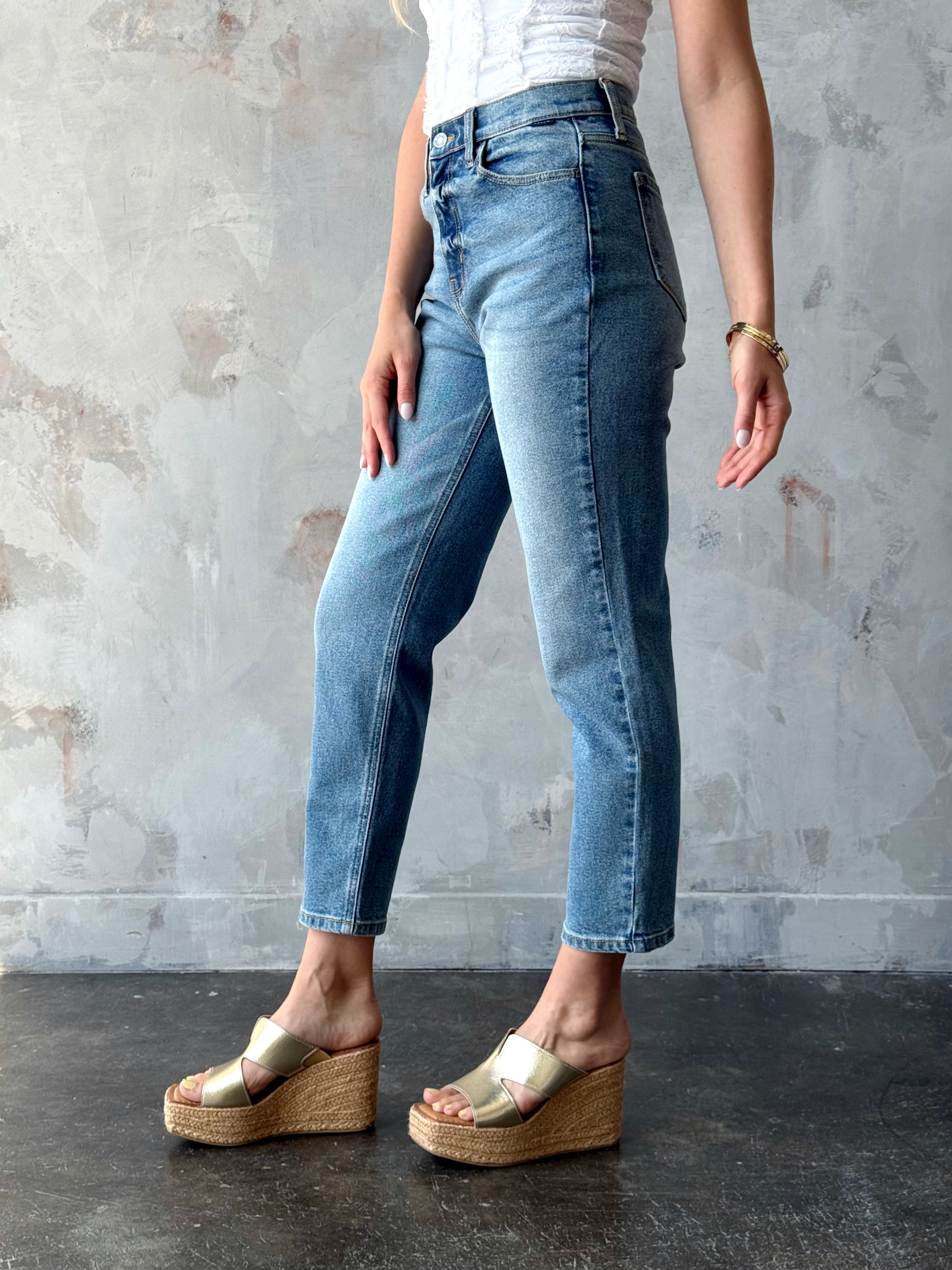 [CELLO] Anisa Jean - MEDIUM - Storetradenest CROP JEAN