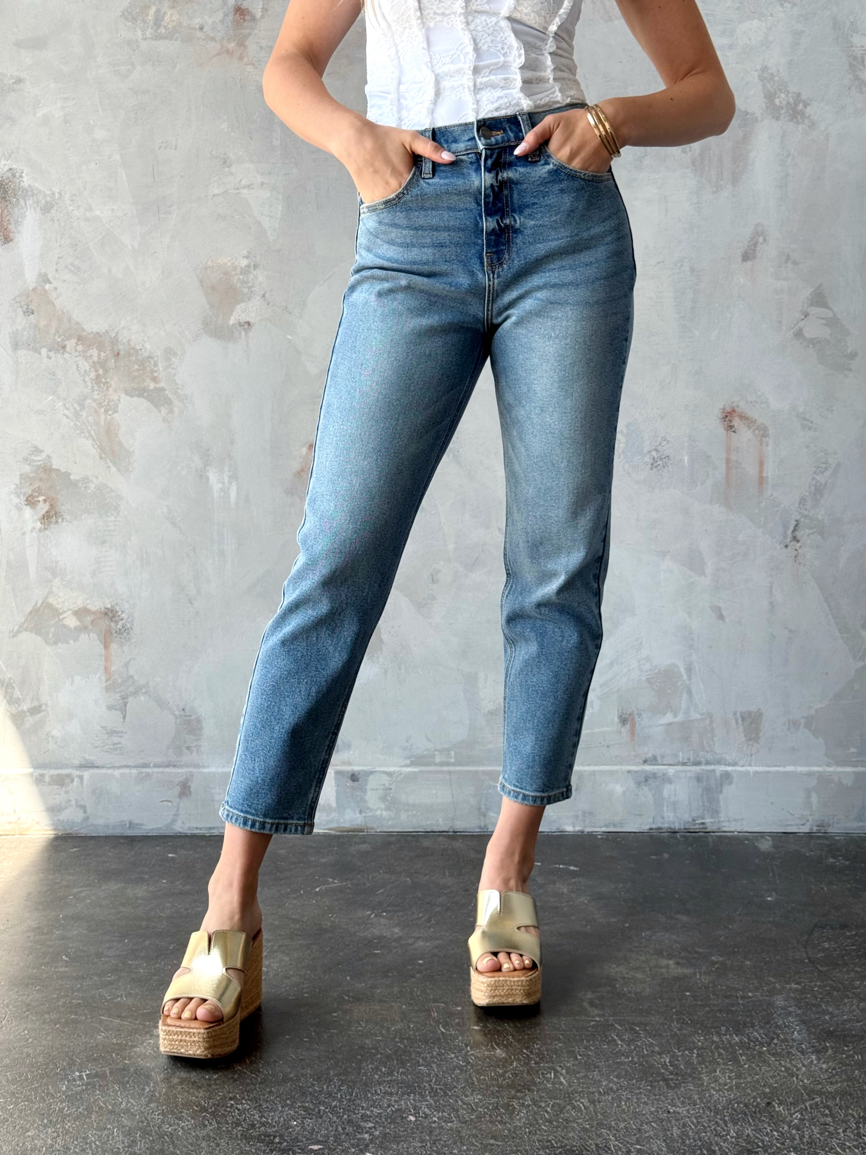 [CELLO] Anisa Jean - MEDIUM - Storetradenest CROP JEAN