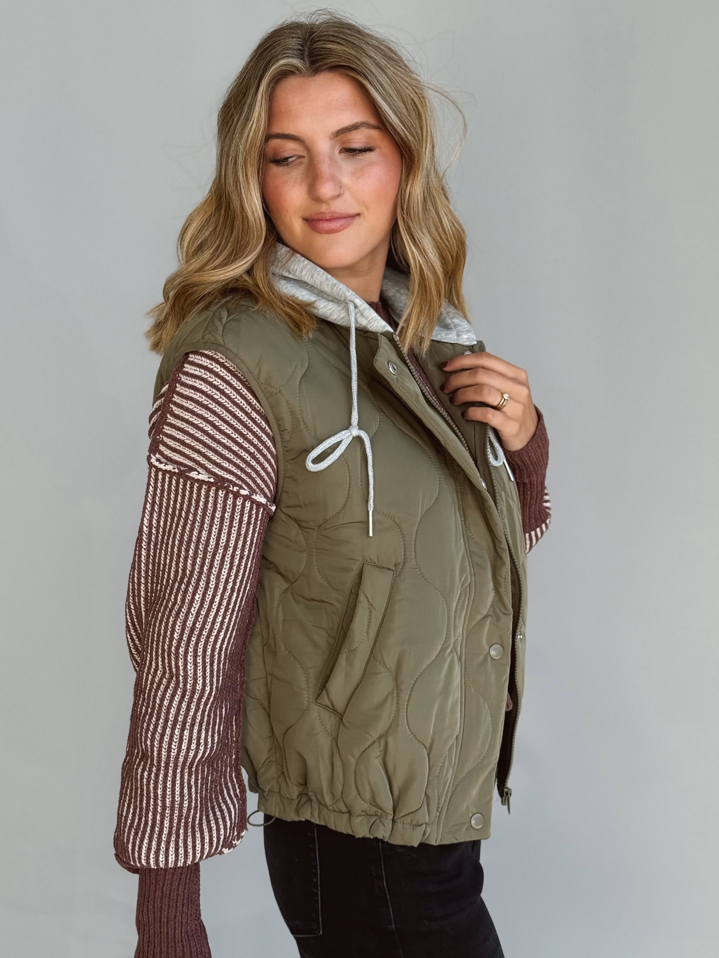 Christopher Hooded Vest - OLIVE - Storetradenest VEST