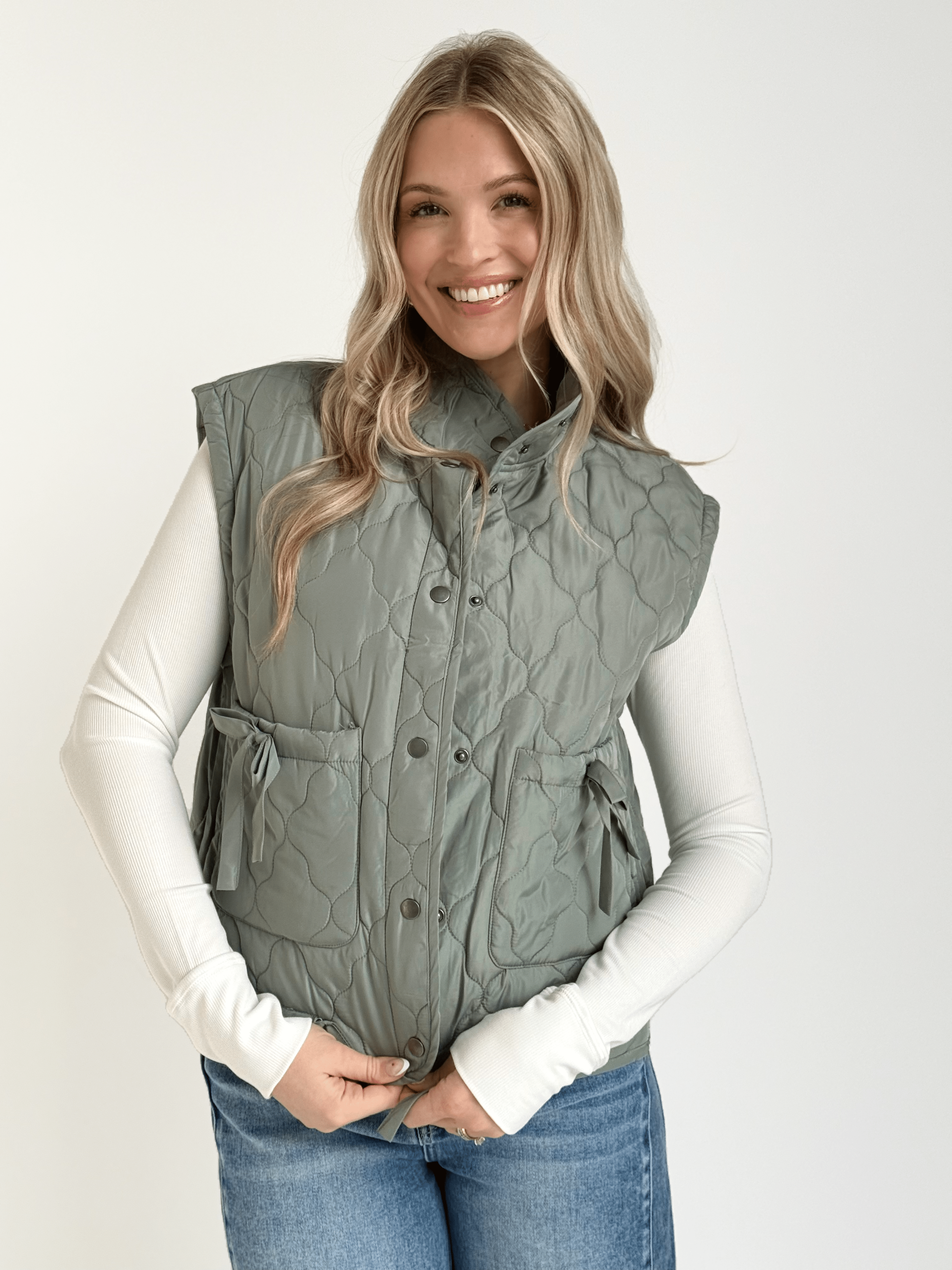 Dottie Vest - DUSTY SAGE - Storetradenest VEST