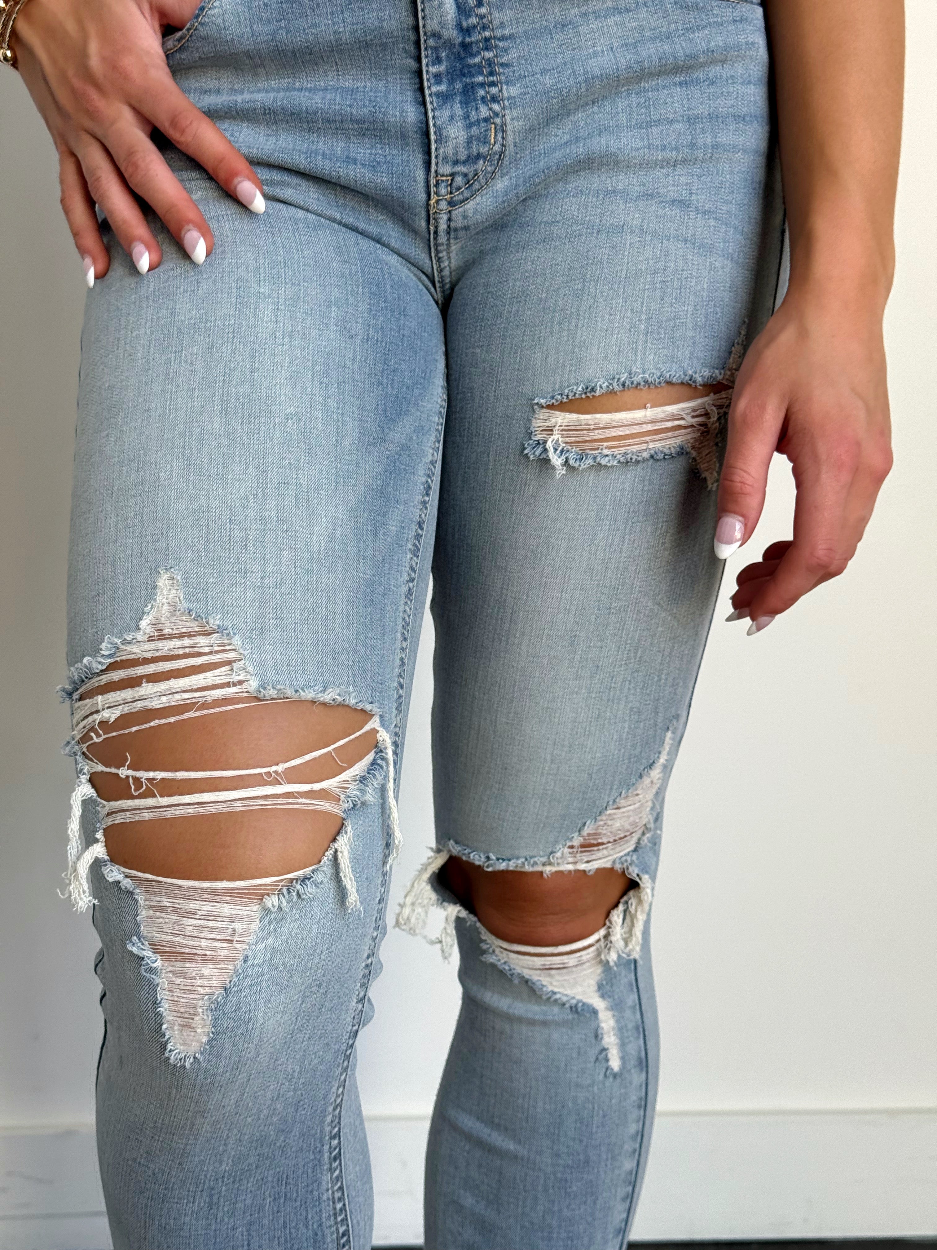 [EUNINA] Rumi Jean - LIGHT DENIM - Storetradenest SKINNIES