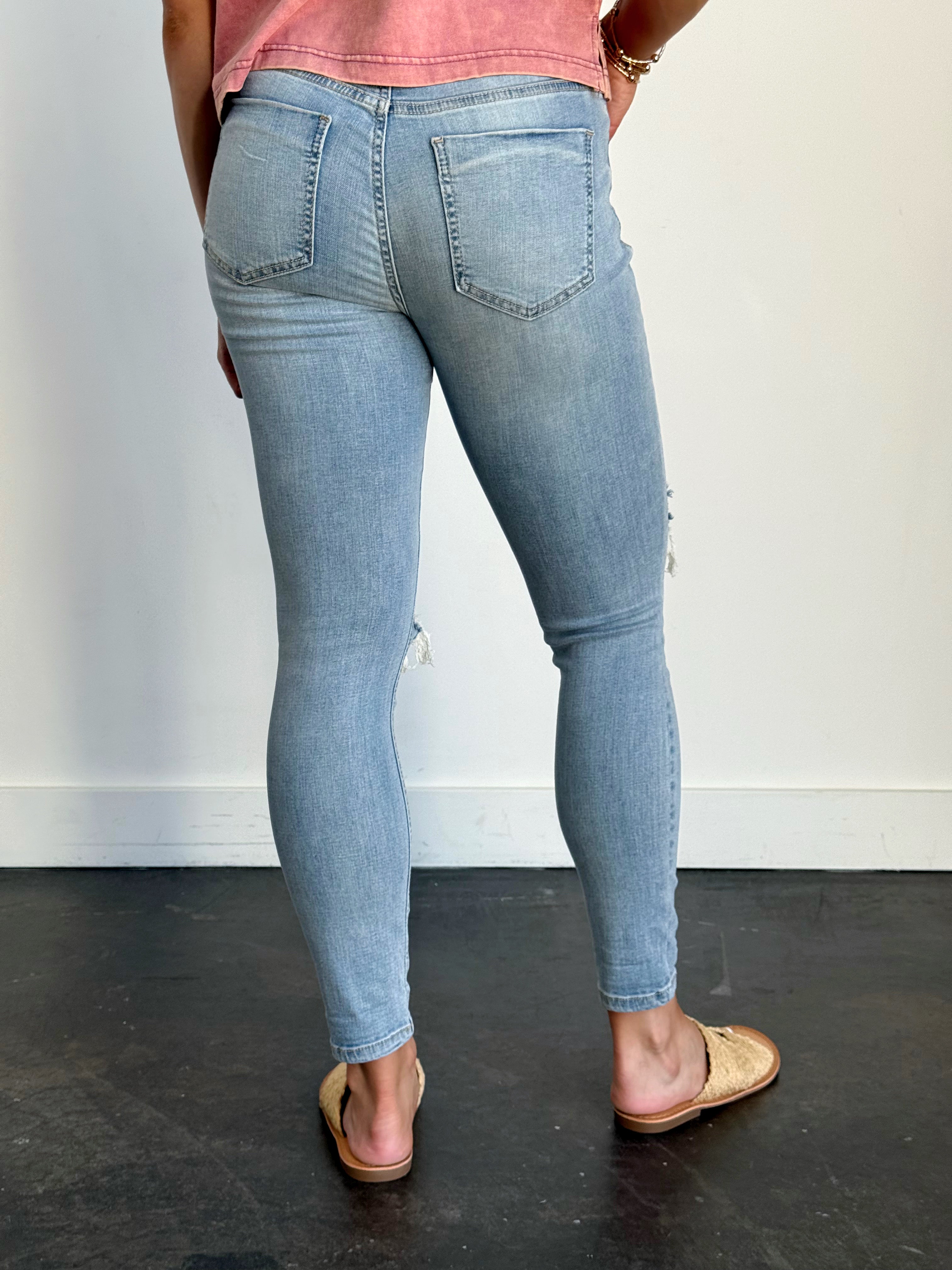 [EUNINA] Rumi Jean - LIGHT DENIM - Storetradenest SKINNIES