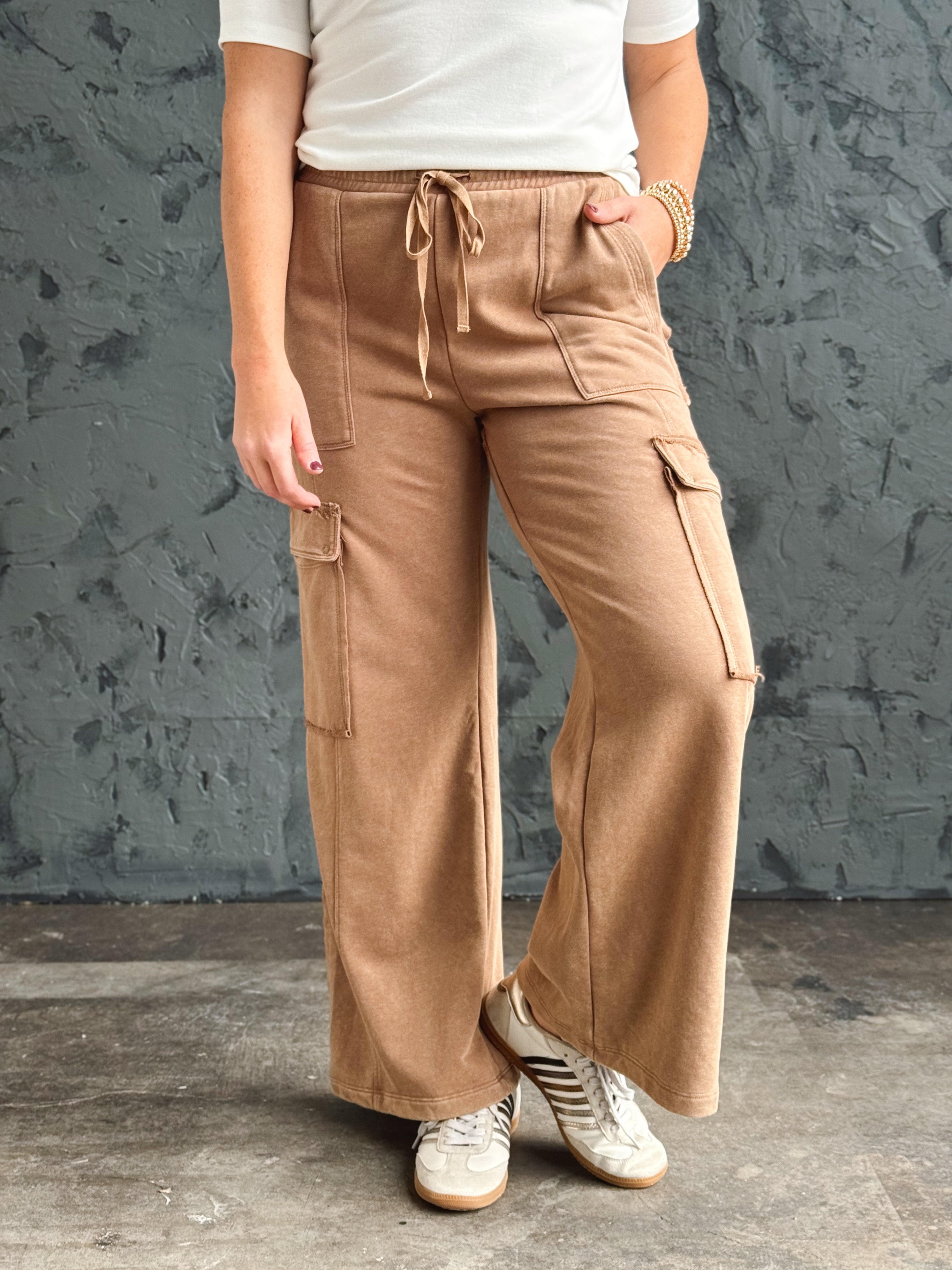 Hideaway Sweatpants - MOCHA MOUSSE - Storetradenest Sweatpants