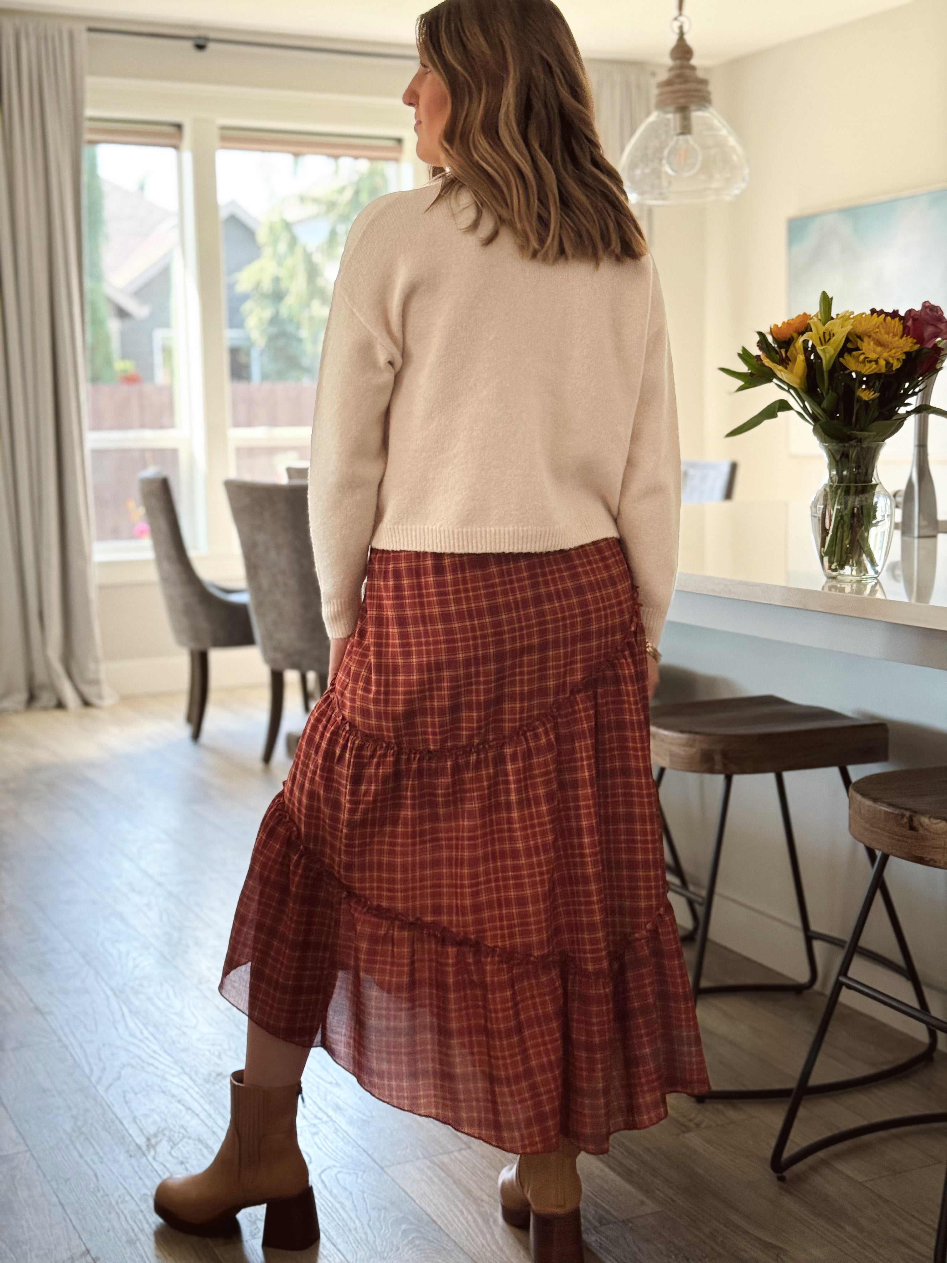 Ingrid Skirt - RED - Storetradenest MIDI SKIRT