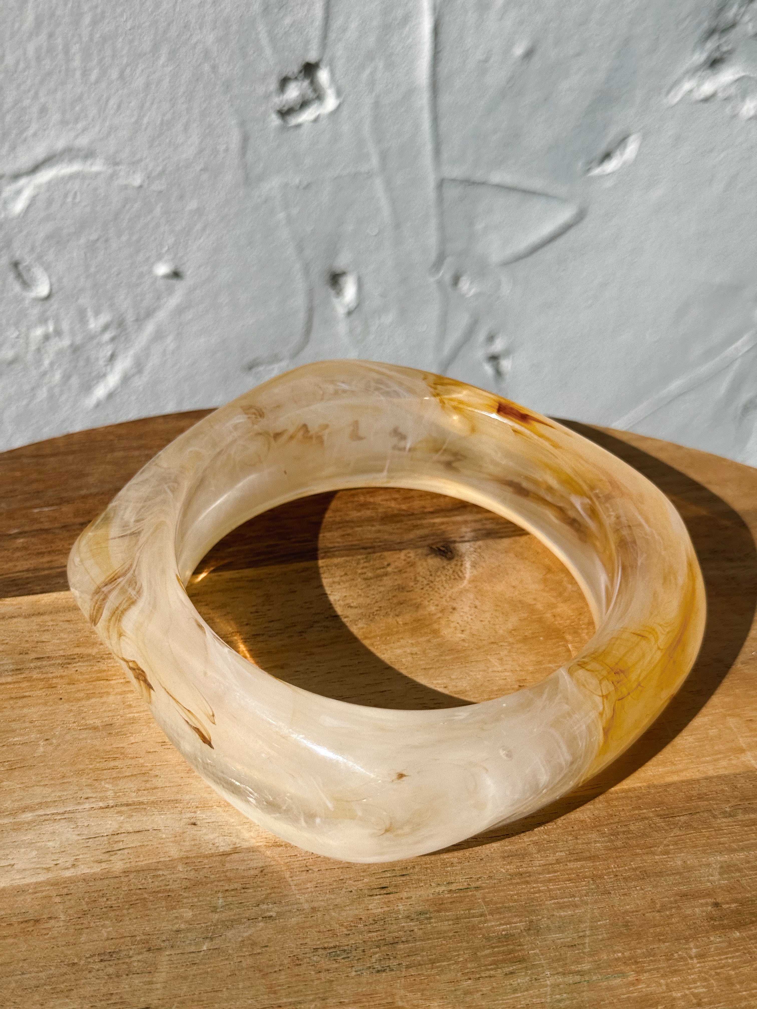 Jada Bracelet - IVORY - Storetradenest Bracelets