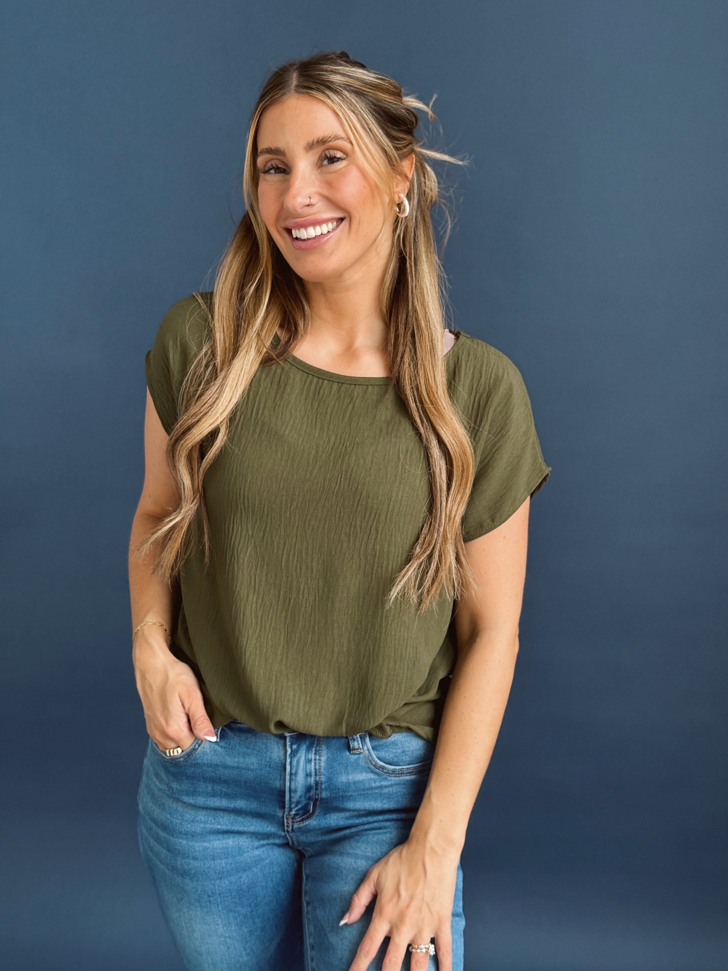 Jazlyn Top - OLIVE - Storetradenest S/S Shirt