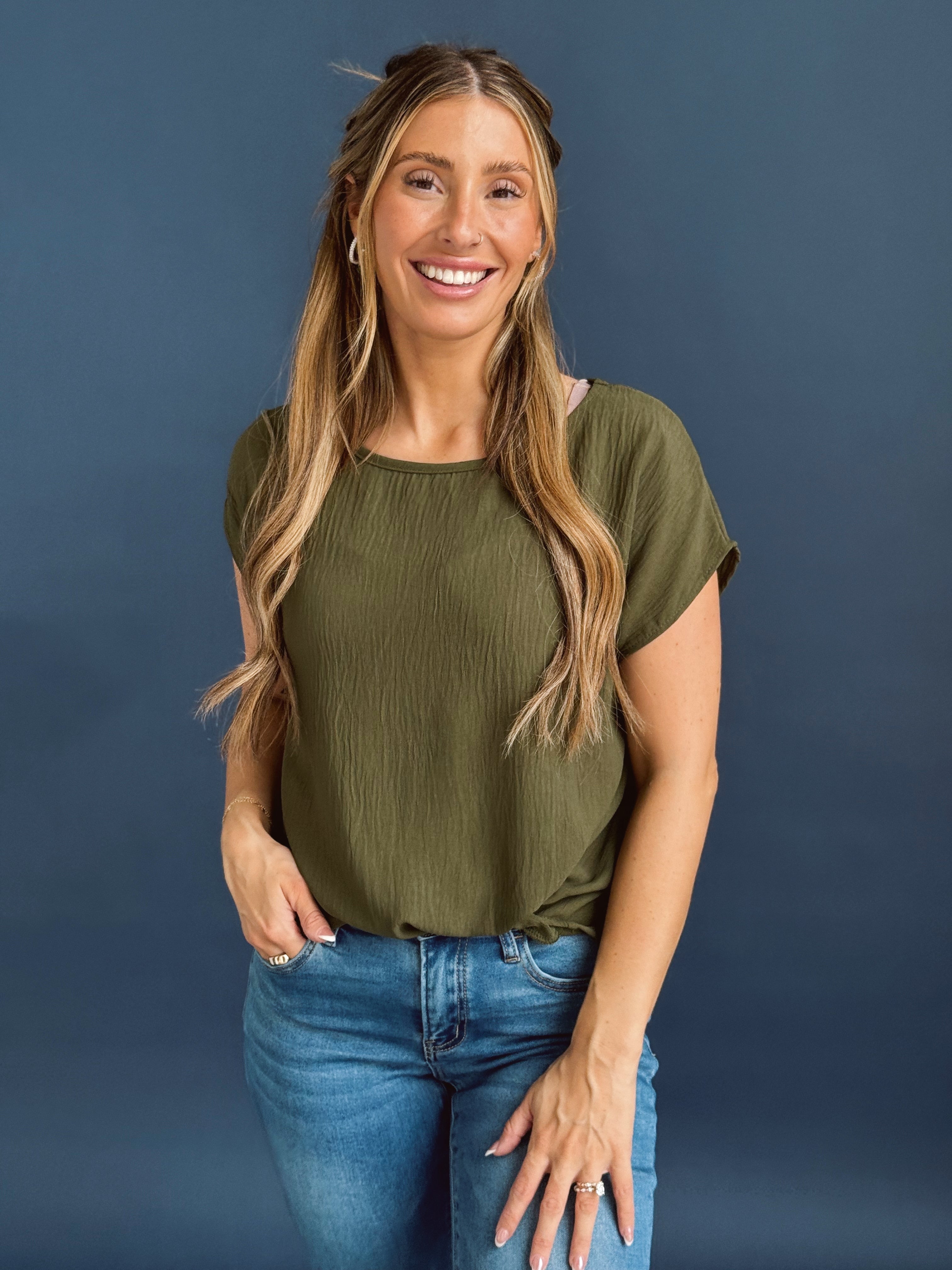 Jazlyn Top - OLIVE - Storetradenest S/S Shirt