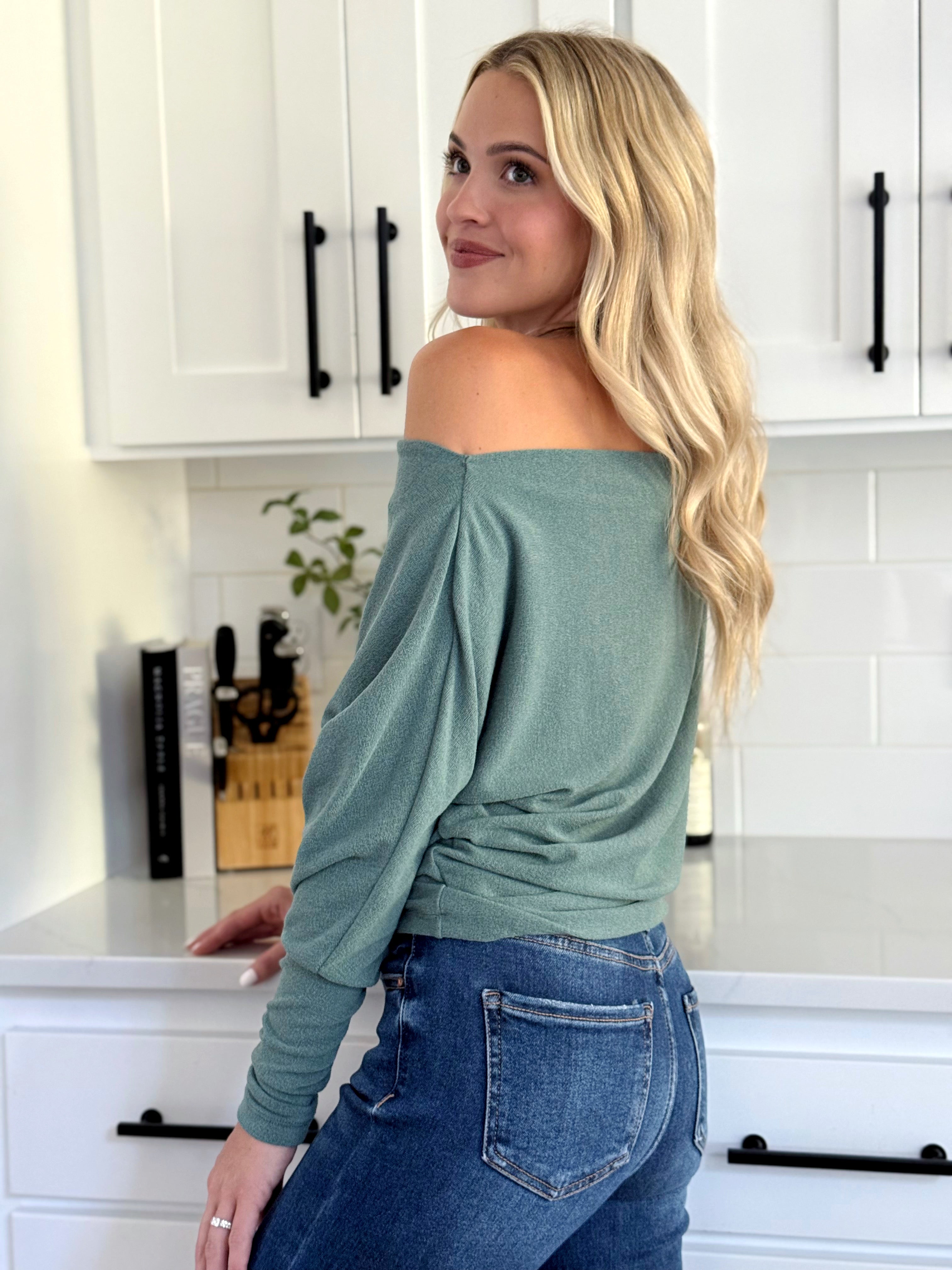 Jenny Top - DARK SAGE - Storetradenest L/S SHIRT