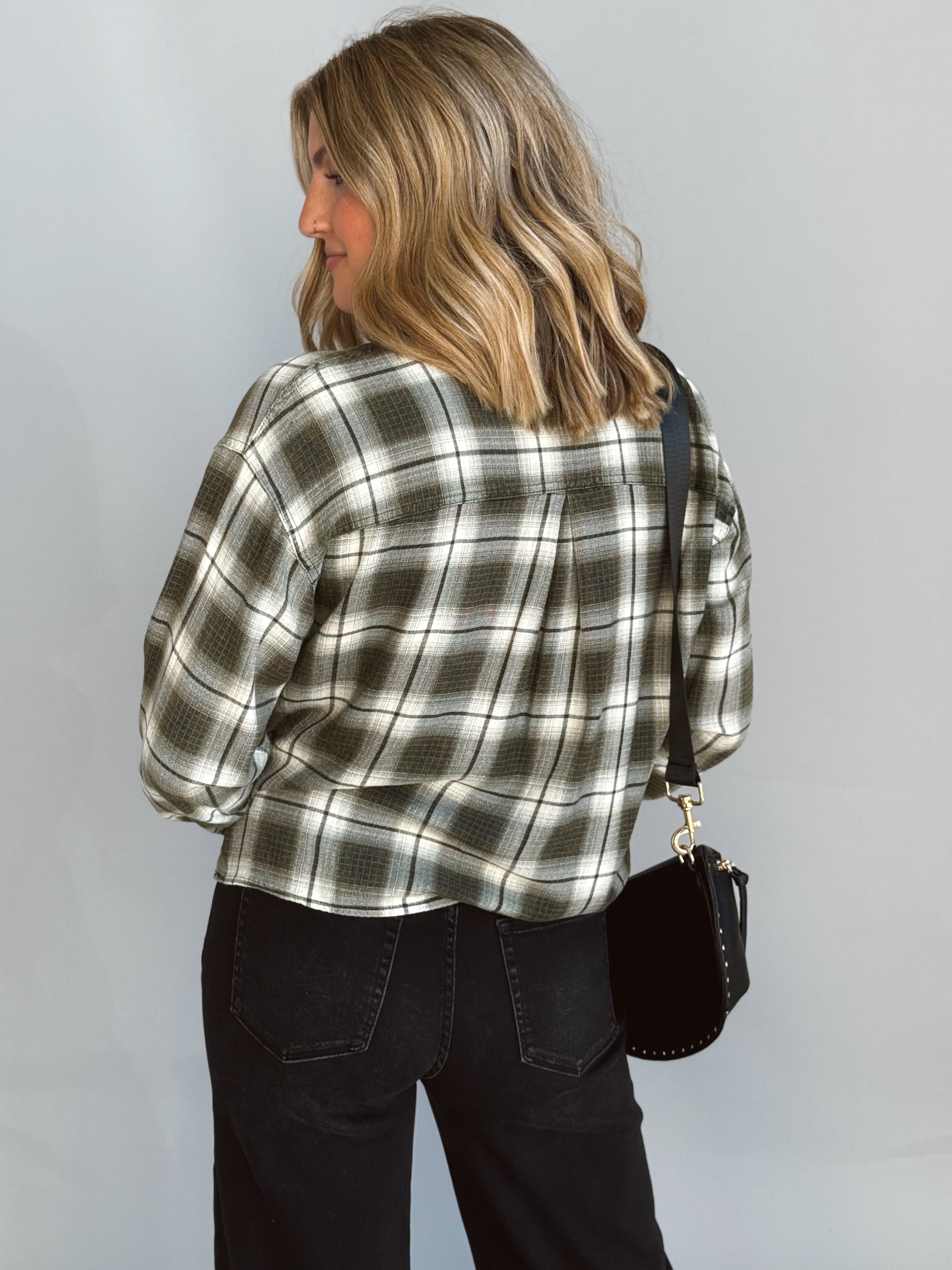 Main Street Top - OLIVE - Storetradenest L/S SHIRT