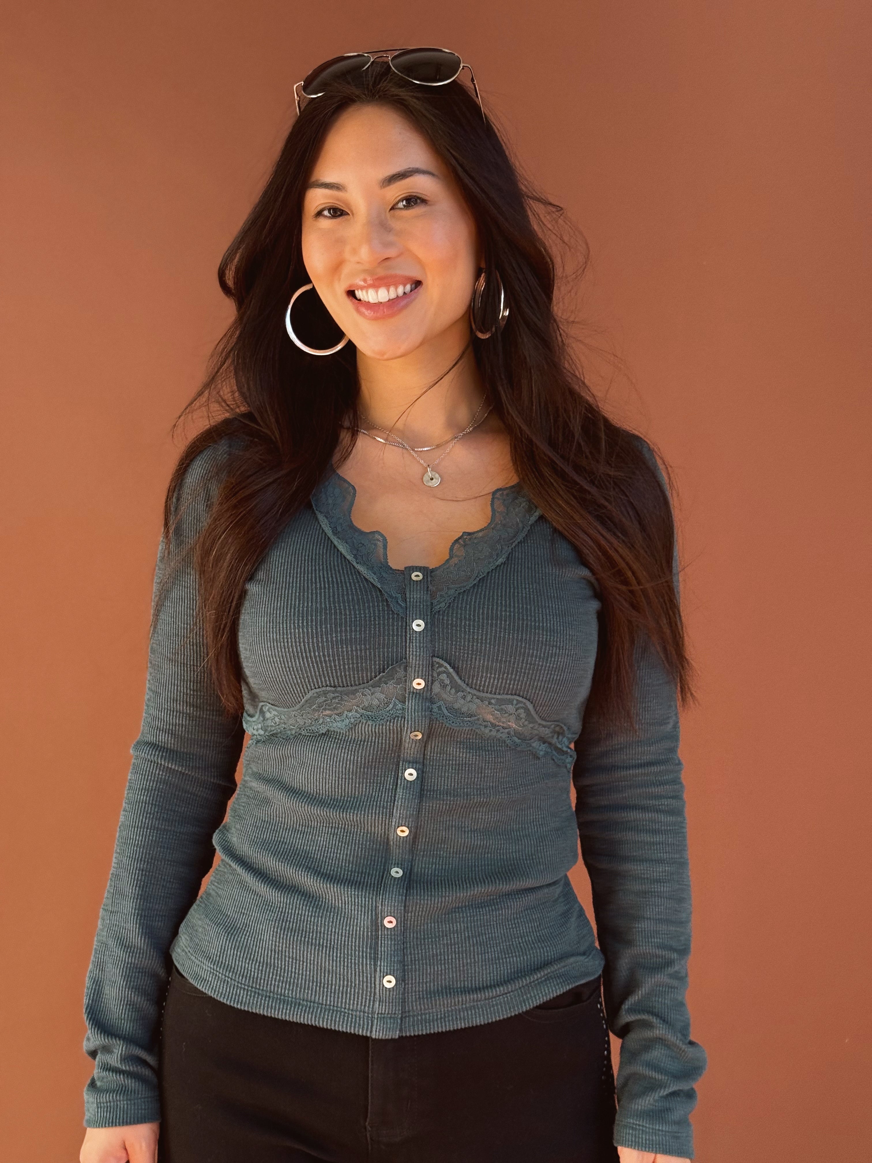 Mara Top - FOREST GREEN - Storetradenest L/S SHIRT