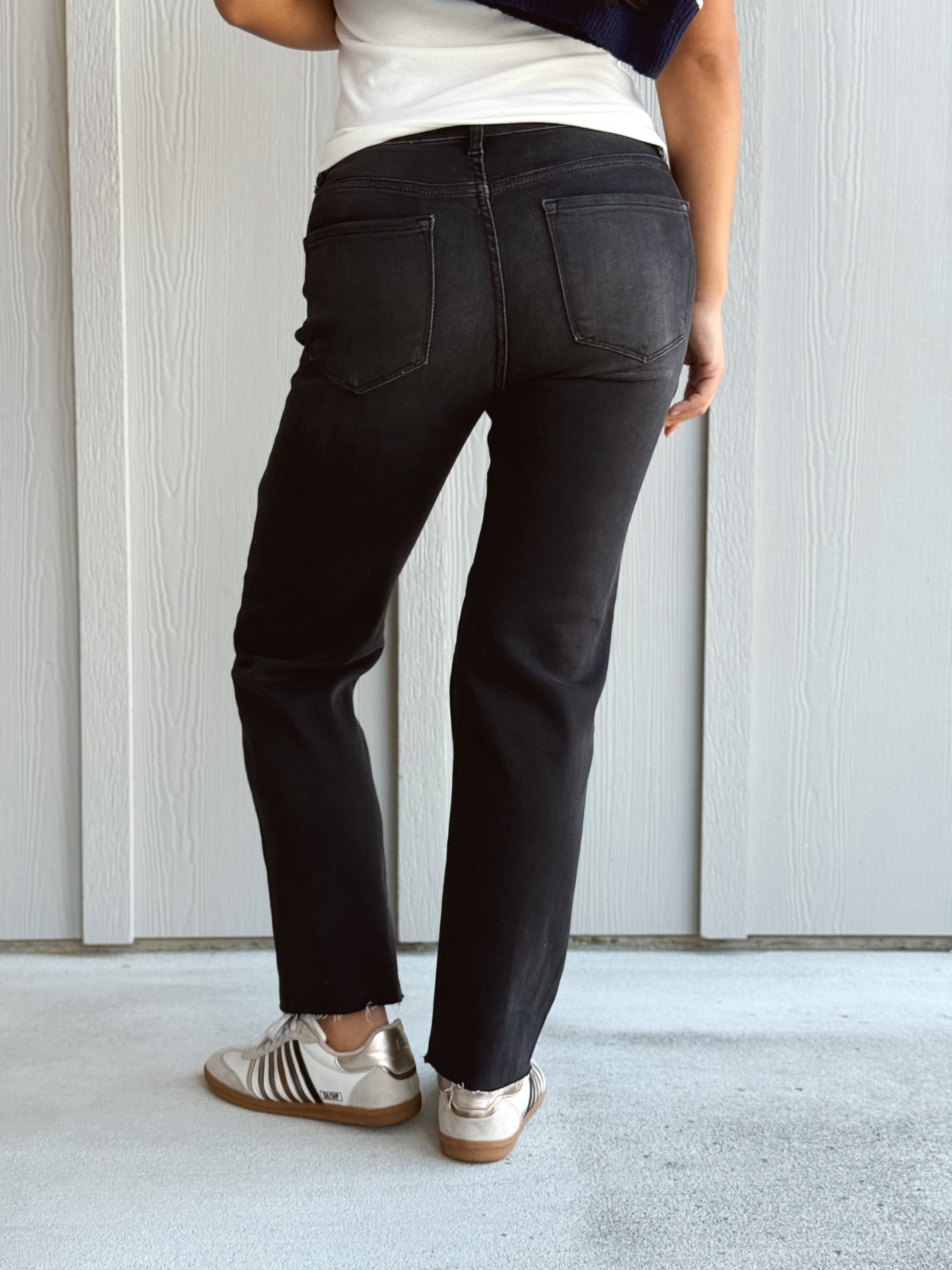 [RISEN] Casey Jean - BLACK - Storetradenest Straight Leg