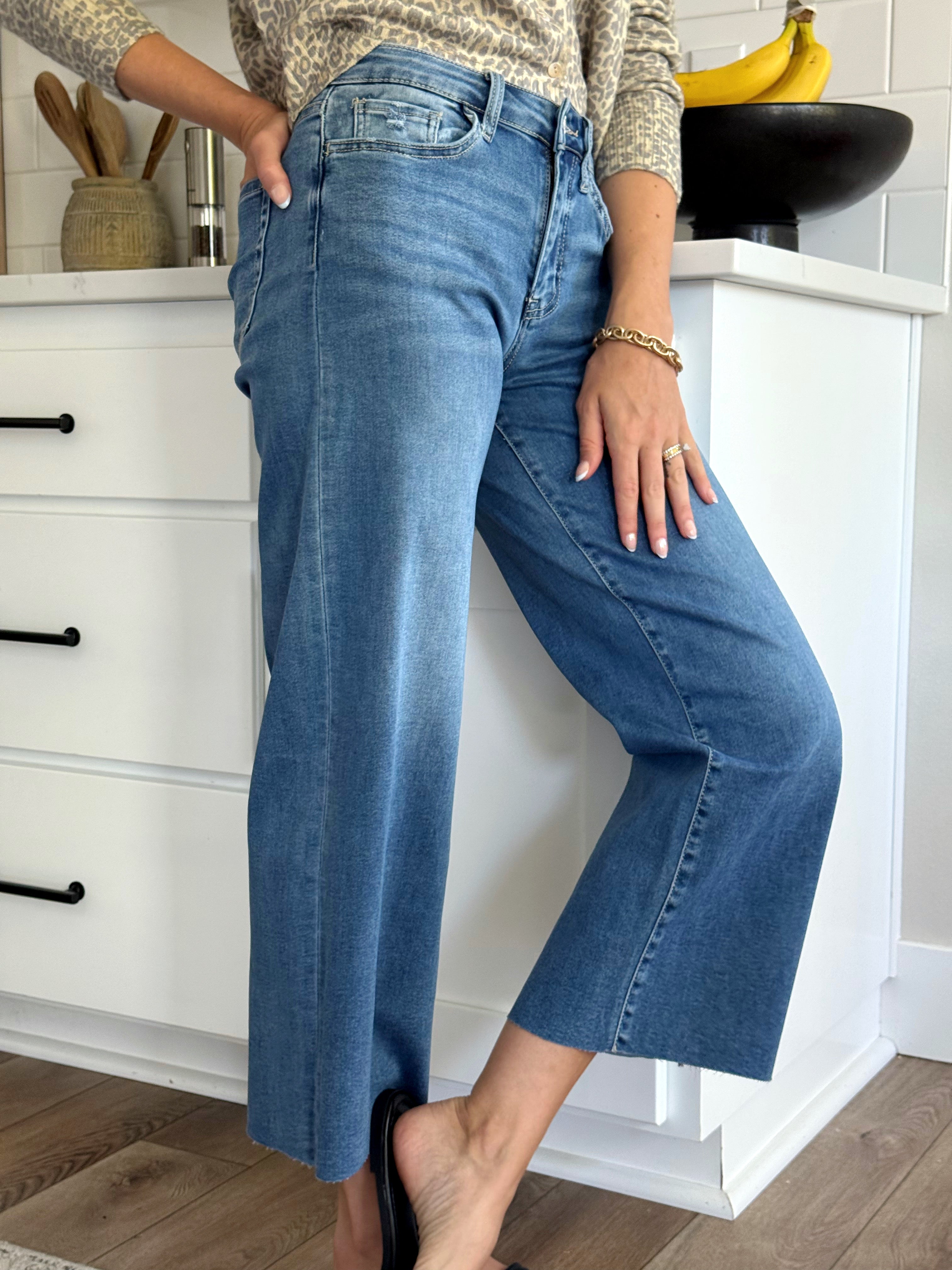 [VERVET] Aileeah Jean - RIGHT - Storetradenest CROP WIDE LEG